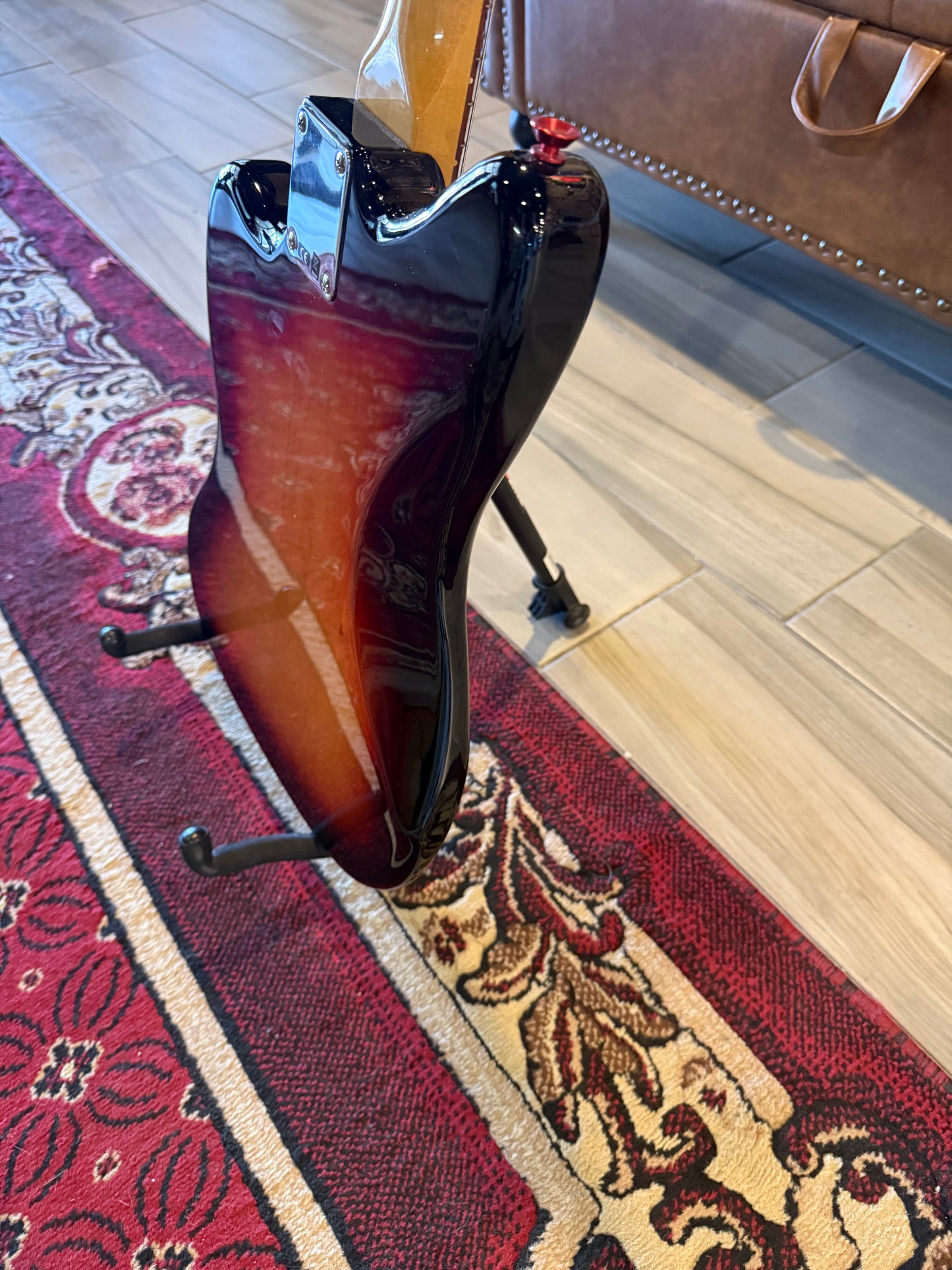 Fender Classic Player Jazzmaster Special, 2019 Pau Ferro Fingerboard, 3-Color Sunburst