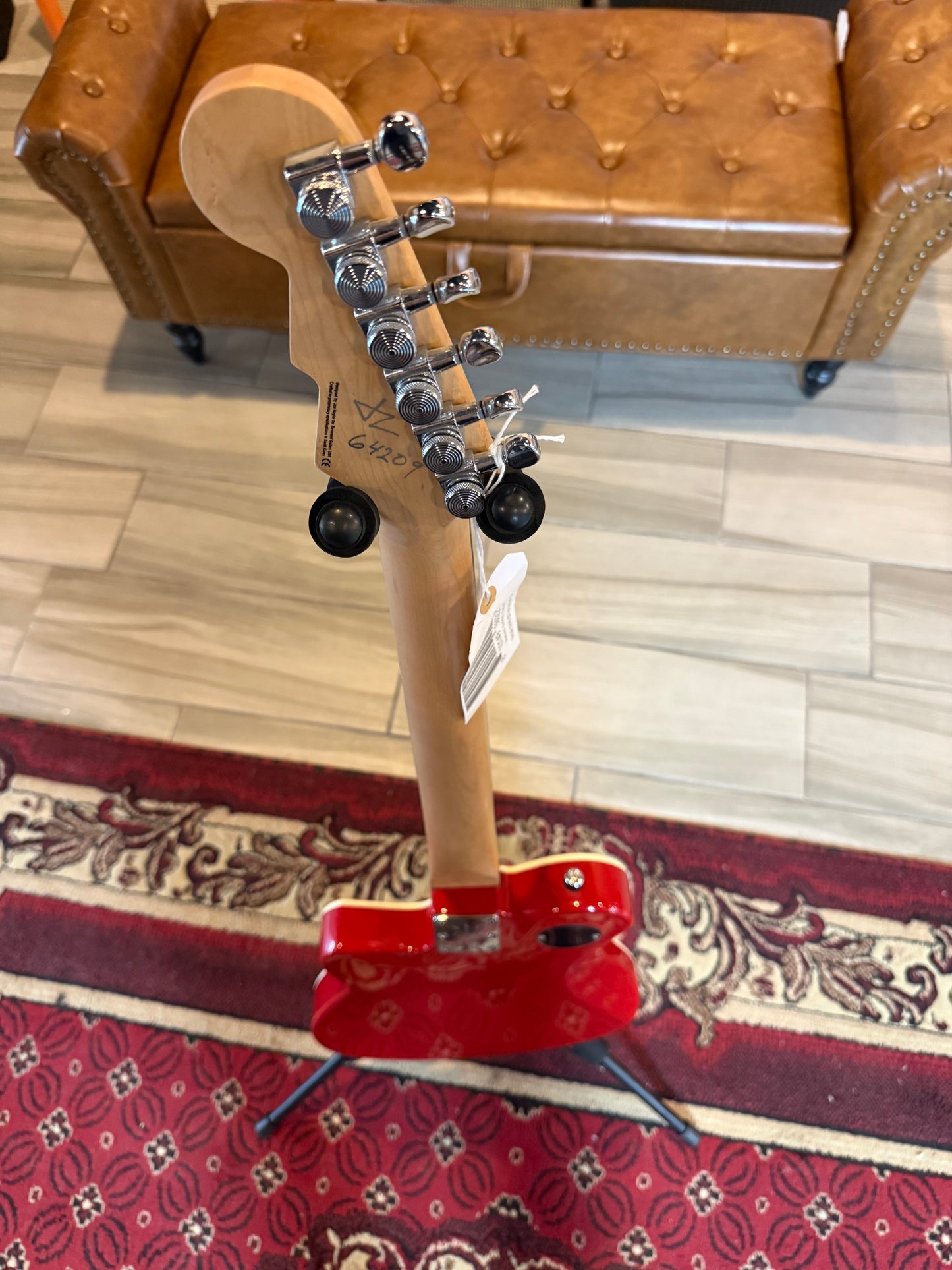 Reverend - Buckshot - Party Red (Store Demo)