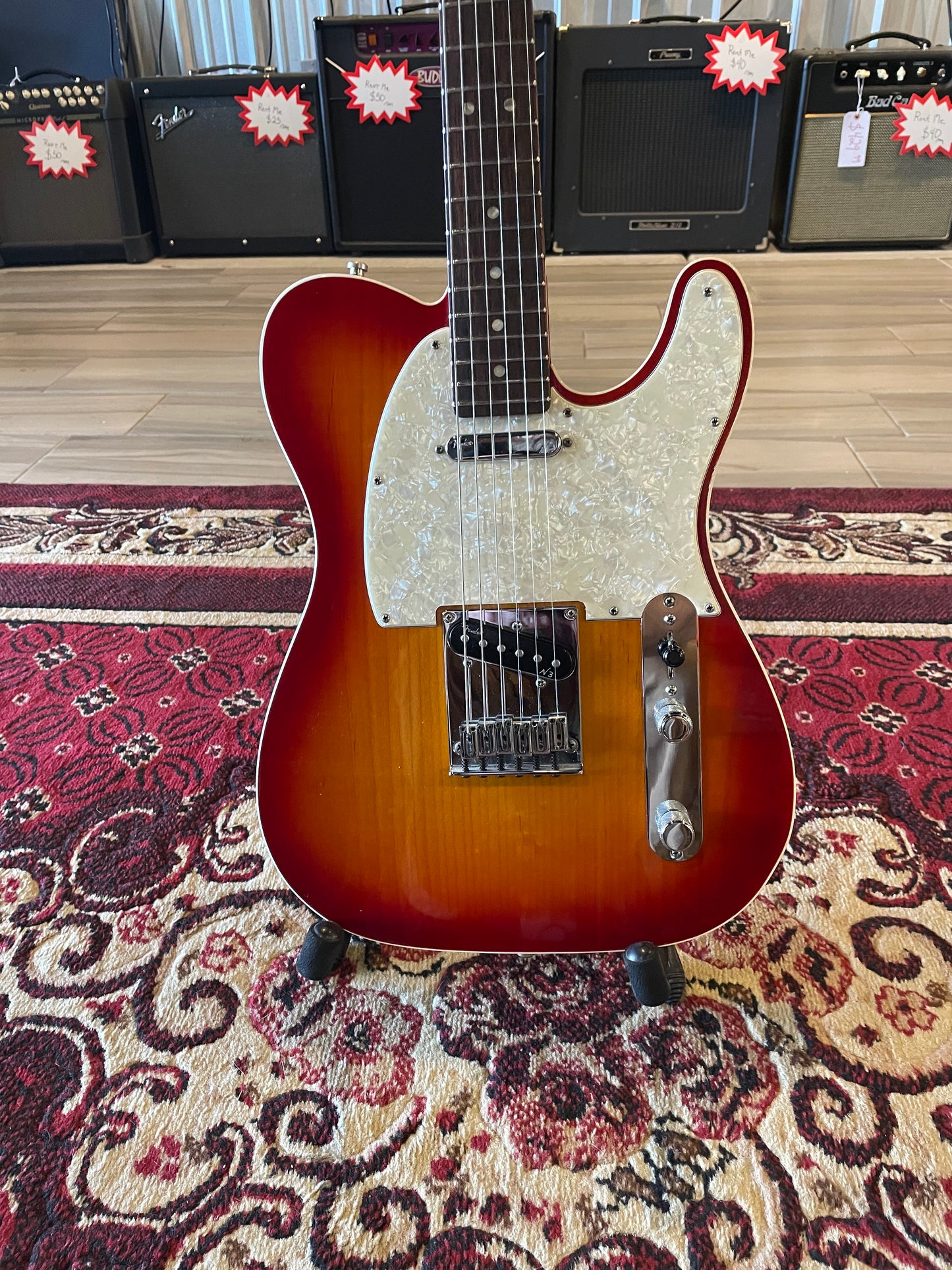 Fender 2015 American Deluxe Telecaster, Rosewood Fingerboard, Aged Cherry Burst