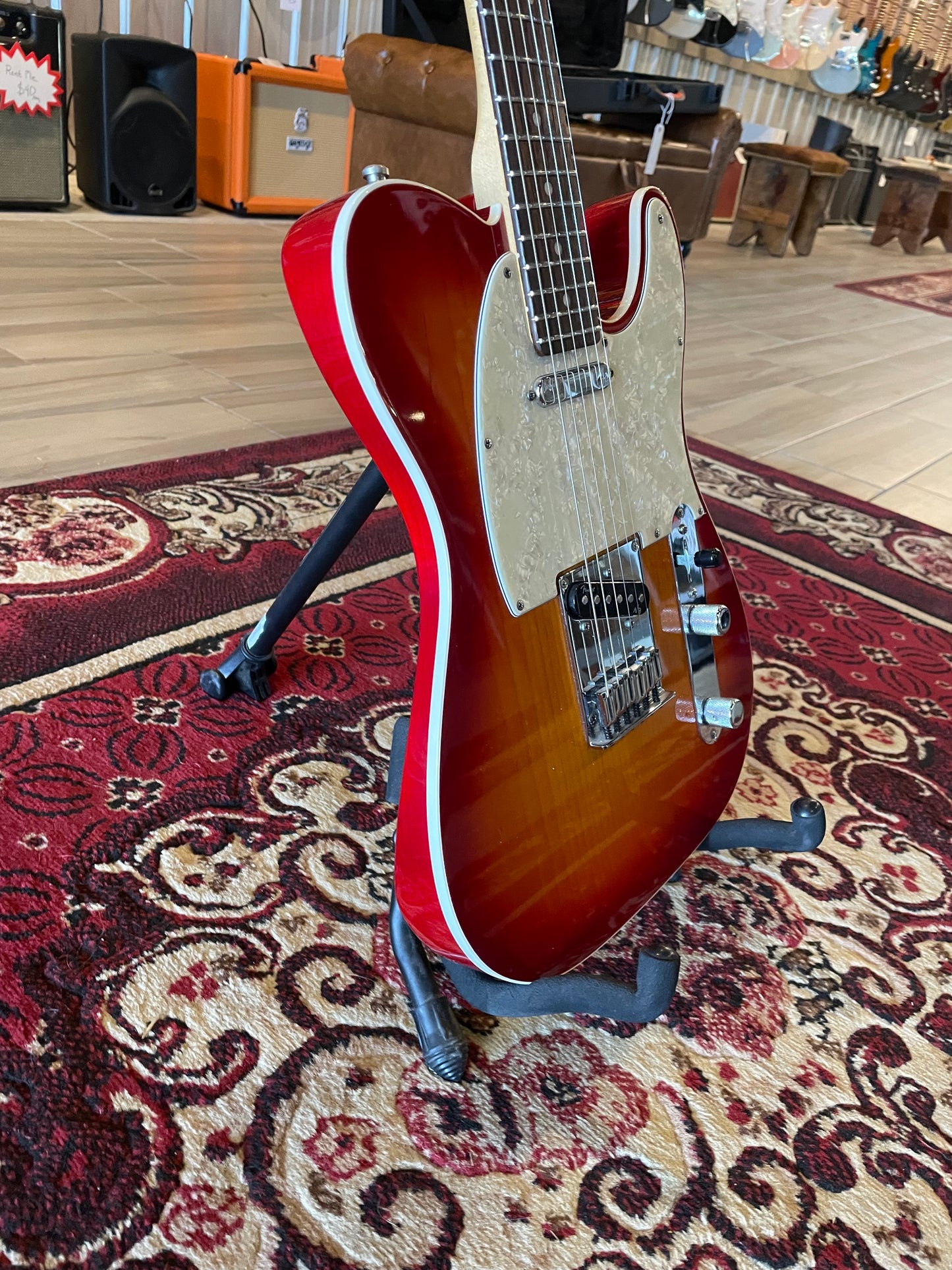 Fender 2015 American Deluxe Telecaster, Rosewood Fingerboard, Aged Cherry Burst