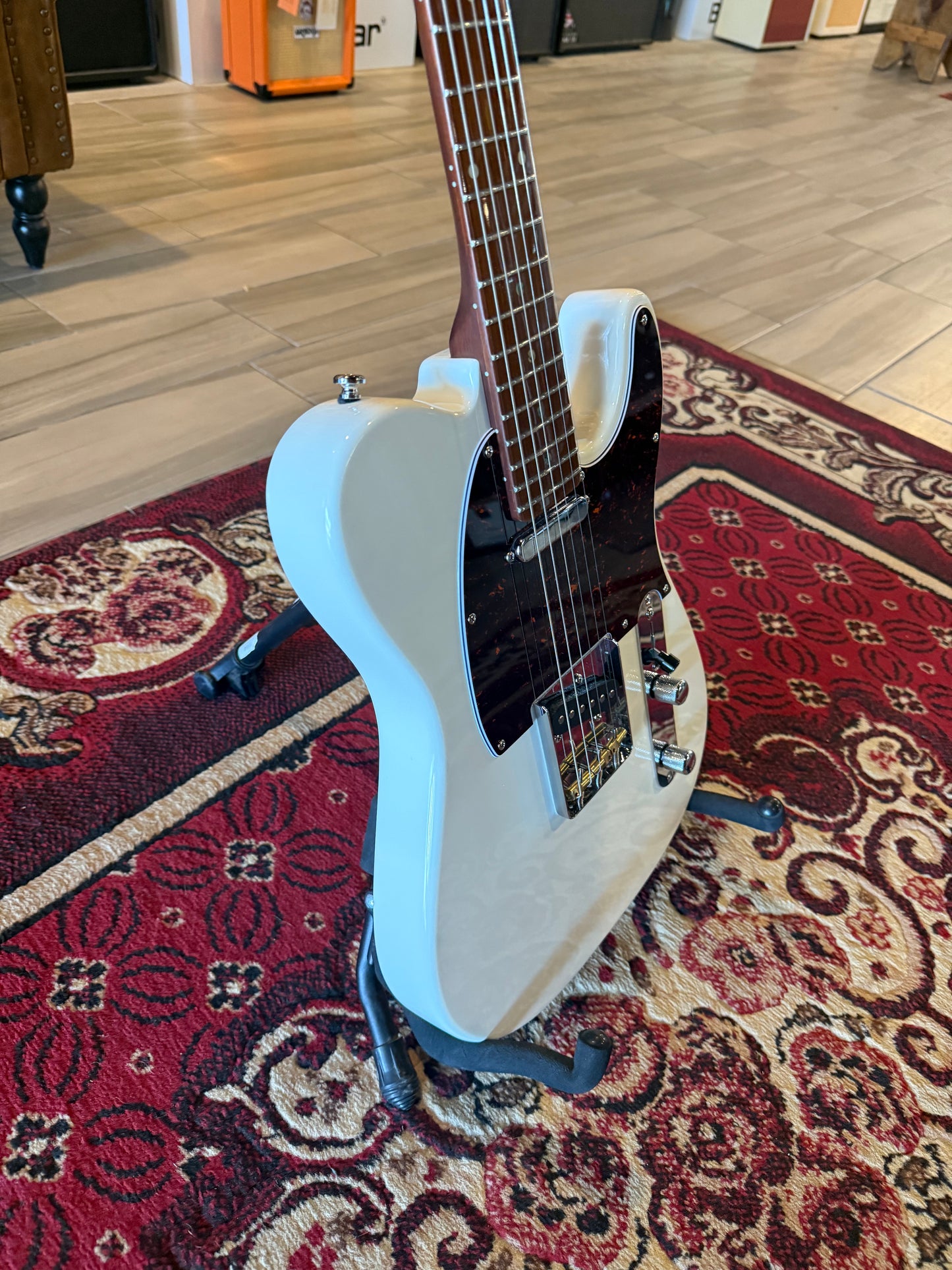 2024 Sire Larry Carlton T7 Antique White w/gig bag