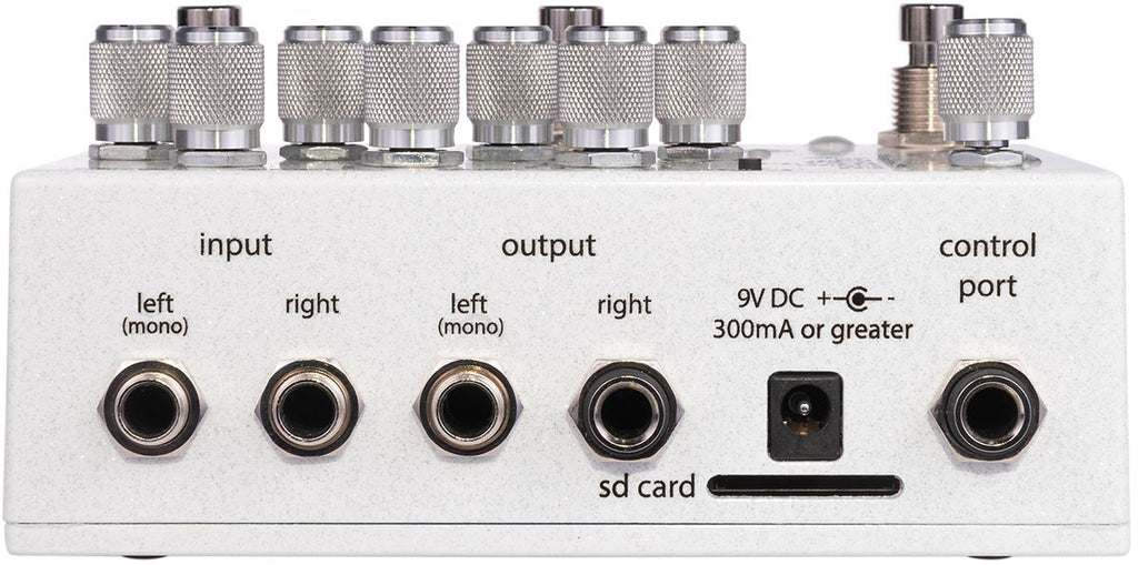 EMPRESS EFFECTS ECHOSYSTEM BACK VIEW OF INPUTS 9V INPUT AND CONTROL PORT ON WHITE BACKGROUND