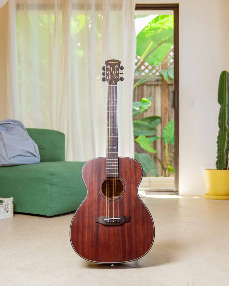 Orangewood Guitars Oliver  Acoustic Guitar