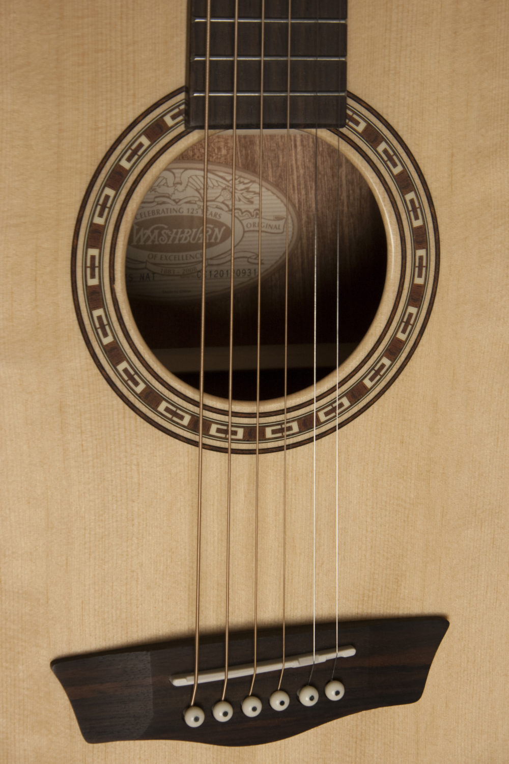 Washburn D7S Harvest Dreadnought Acoustic Guitar. Natural Gloss