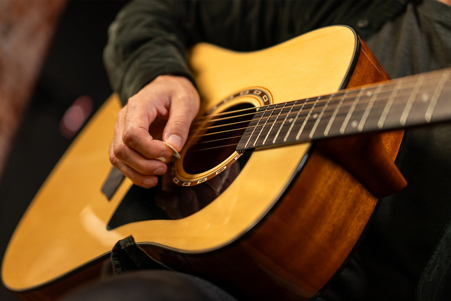 Washburn D5 Apprentice Series Dreadnought Acoustic Guitar