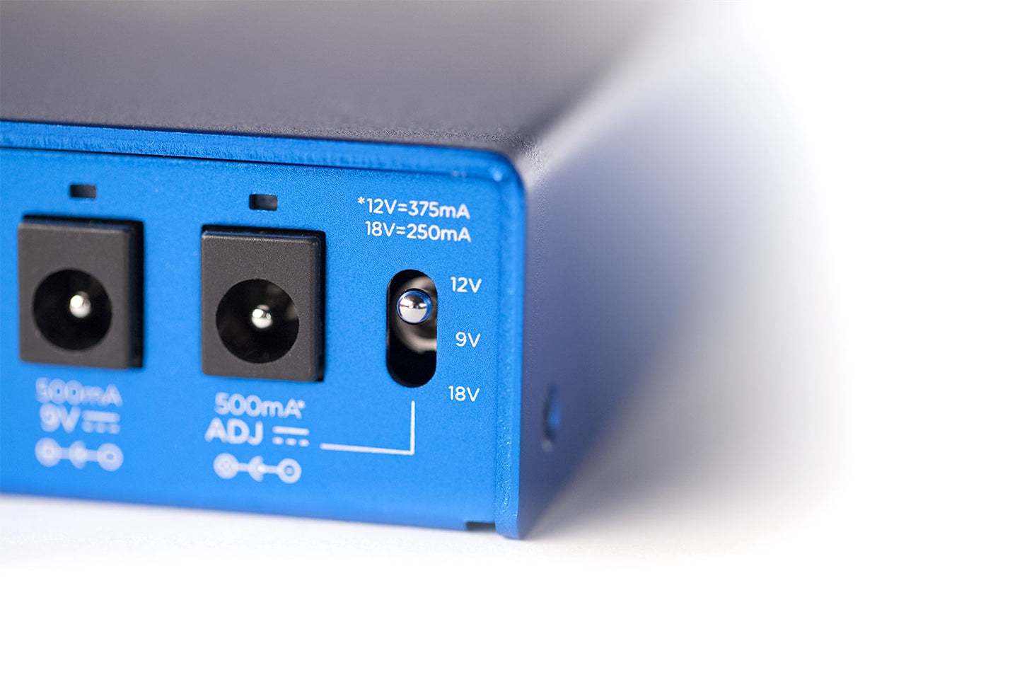 Strymon Zuma R300 Power Supply-Low Profile DC Power Supply
