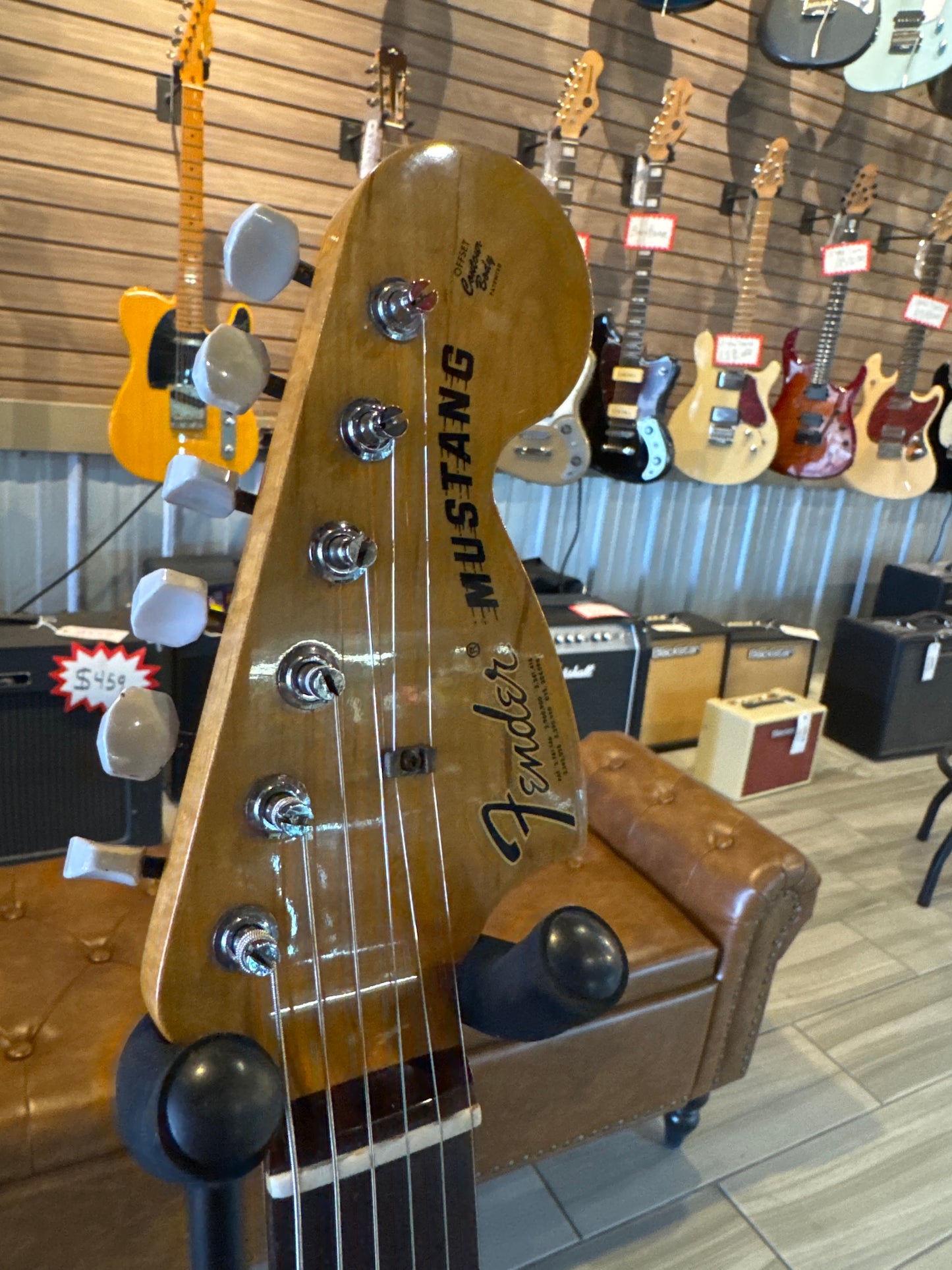 Fender Vintera® II '70s Competition Mustang - Competition Burgundy