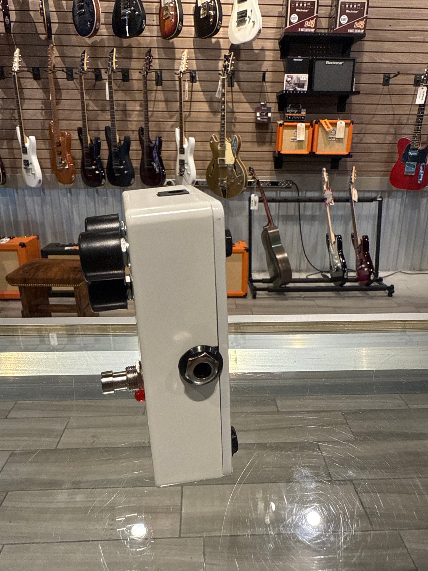 Electro-Harmonix J Mascis Signature Ram’s Head Big Muff Pi (USED)