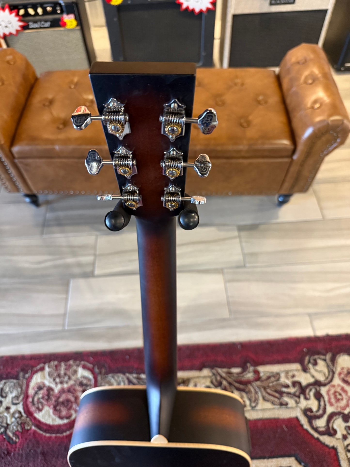 Larrivee 	D-40 Vintage Custom (B Stock)