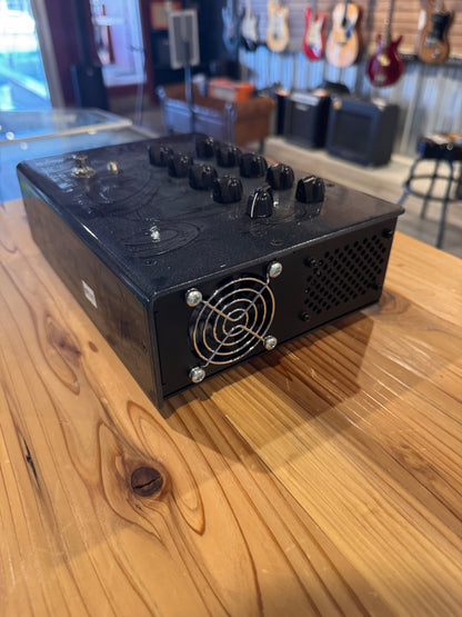 Victory Amps-V4 Kraken Guitar Power Amp  (Store Demo)