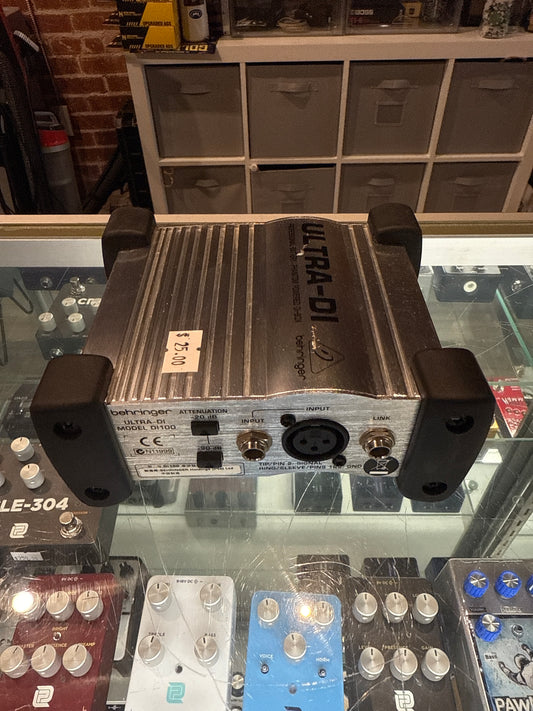 Behringer Ultra-DI DI100 Active Direct Box