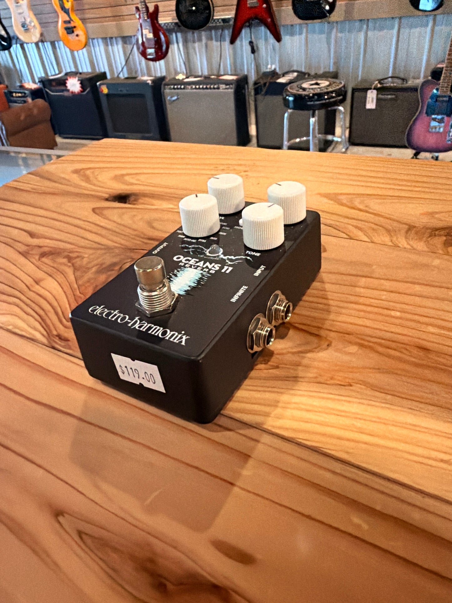 EHX Oceans 11 Reverb