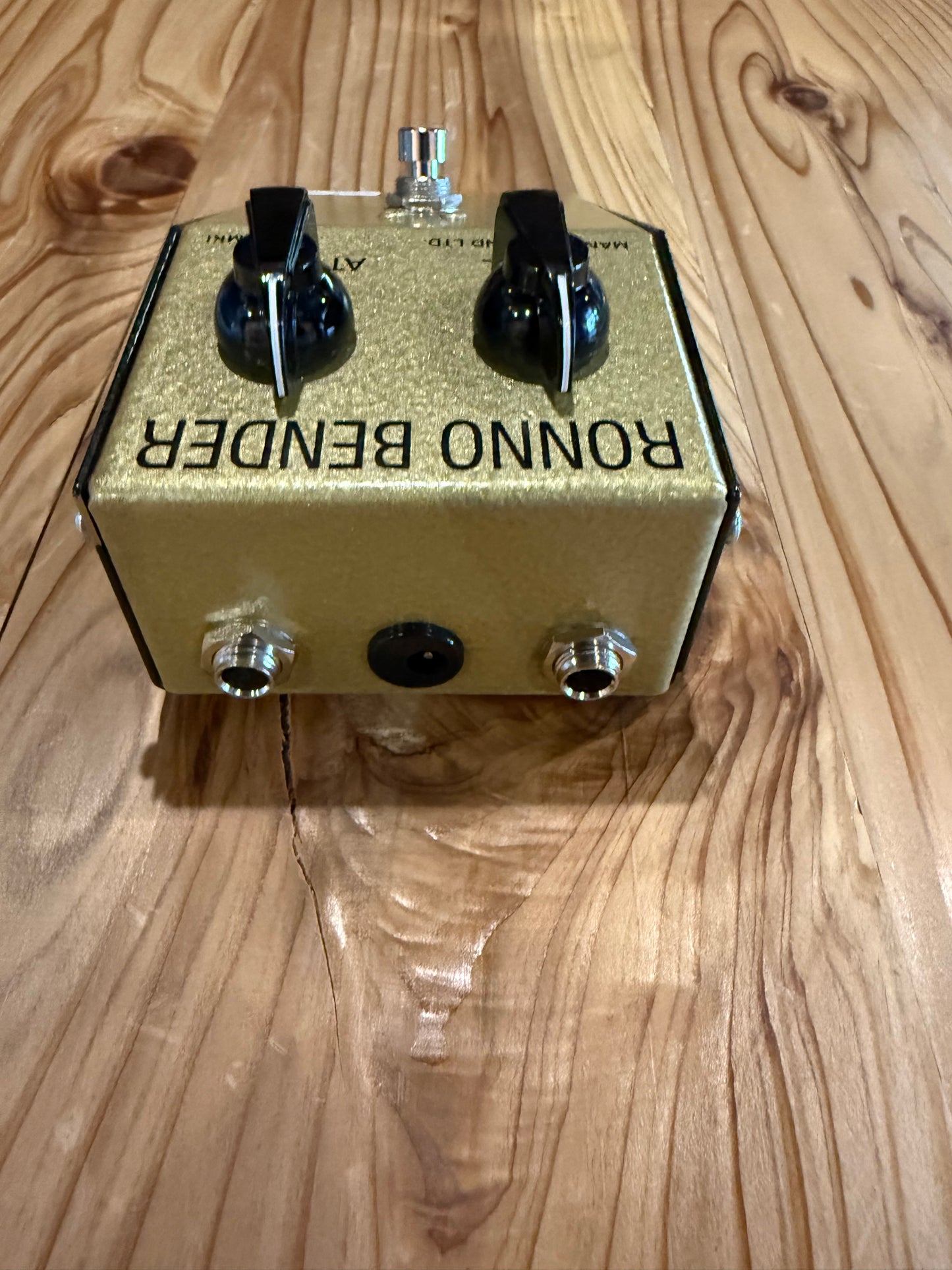 Manlay Sound Ronno Bender Fuzz Pedal (USED)
