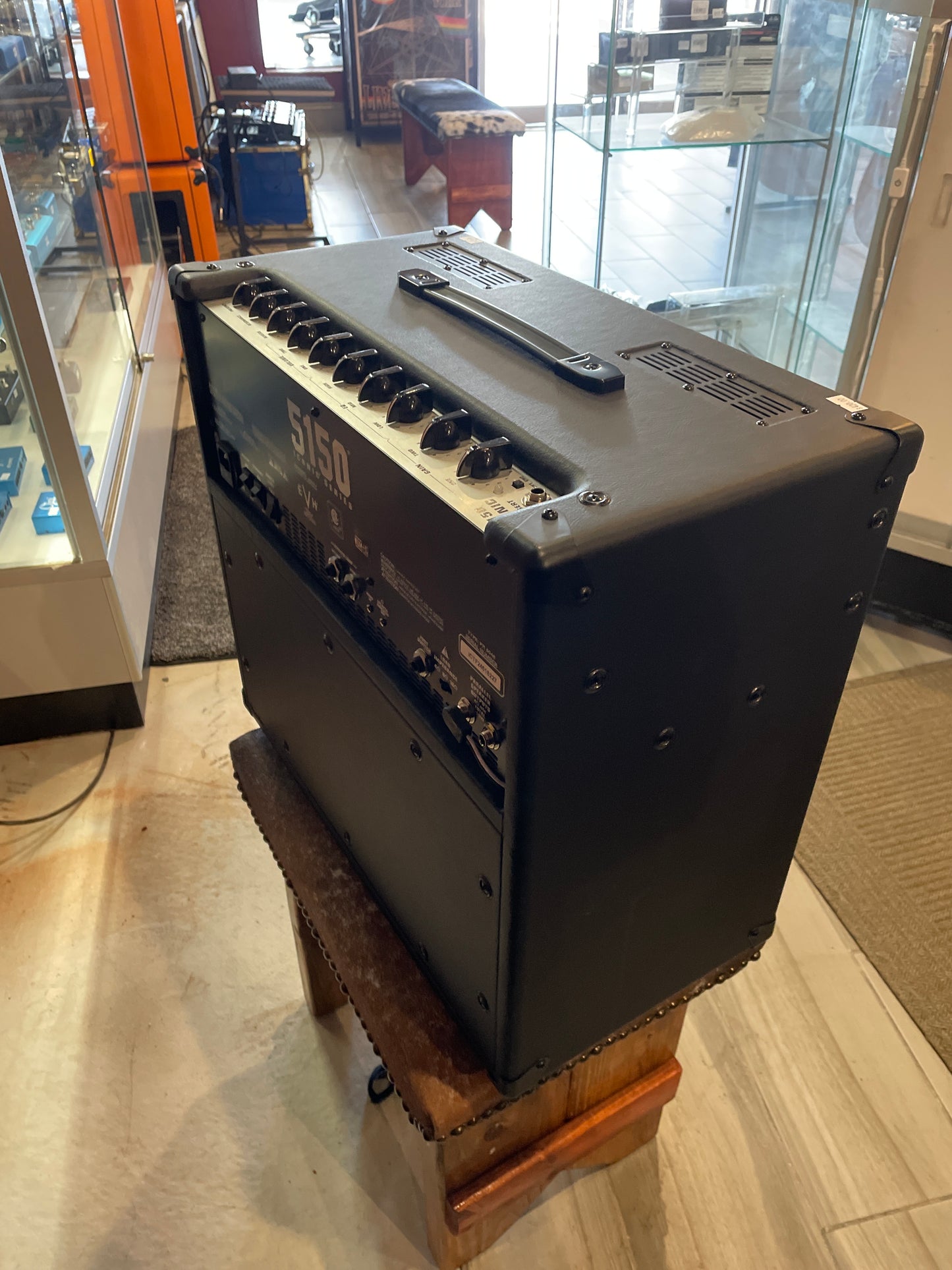 [RENTAL] 5150 EVH 5150 Iconic Series 2-Channel 15-Watt 1x10" Guitar Combo (USED)