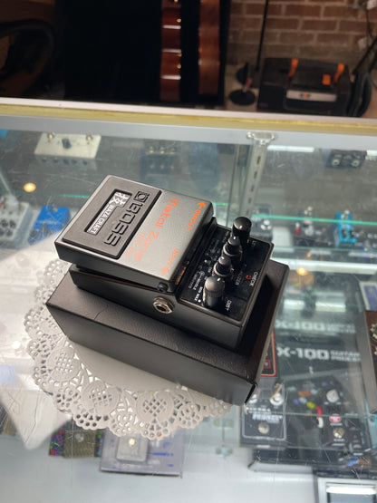 Boss MT-2W Metal Zone Waza Craft