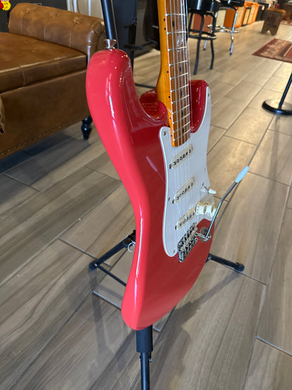 FENDER 1999 50'S CLASSIC SERIES STRATOCASTER CUSTOM FIESTA RED