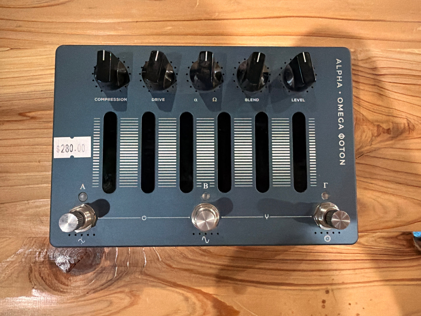 Darkglass Alpha·Omega Φoton Ultra Bass Preamp (USED)