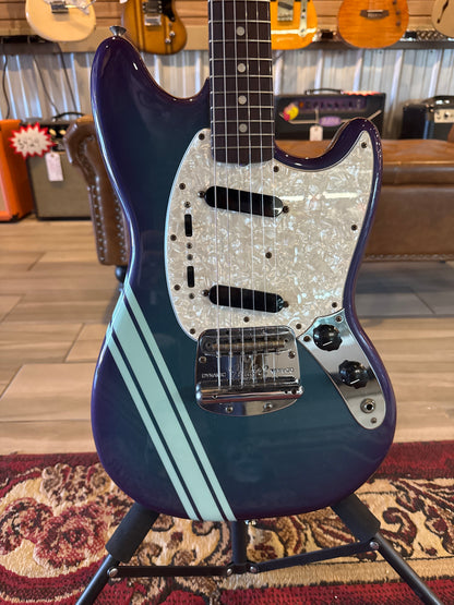 Fender Vintera® II '70s Competition Mustang - Competition Burgundy