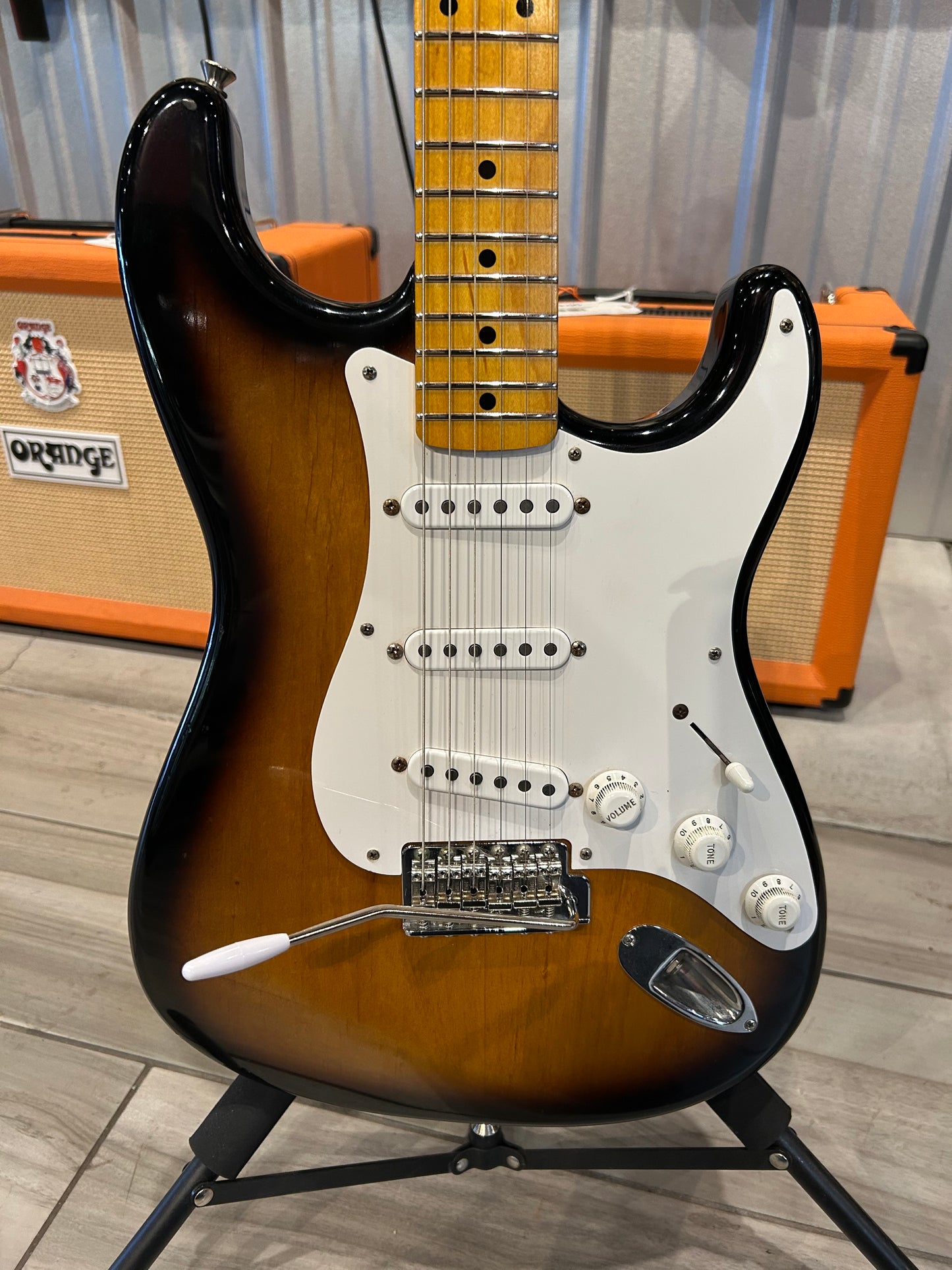 2004 Fender Vintage Reissue ST54 1954 Stratocaster w/OHSC "Crafted in Japan" (USED)