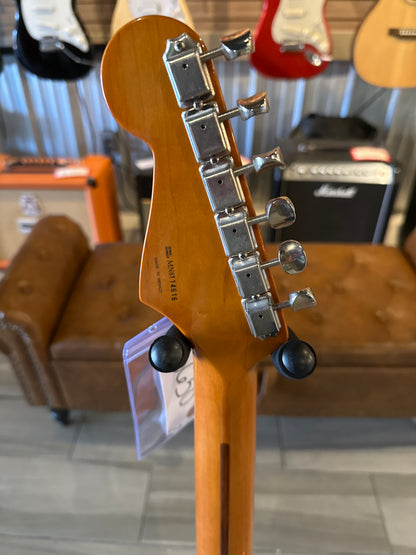 FENDER 1999 50'S CLASSIC SERIES STRATOCASTER CUSTOM FIESTA RED