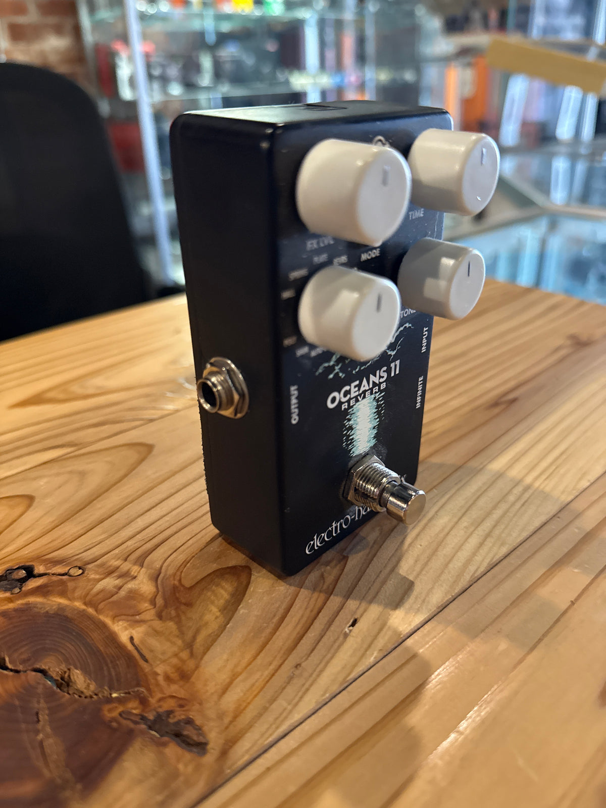 EHX Oceans 11 Reverb (USED)