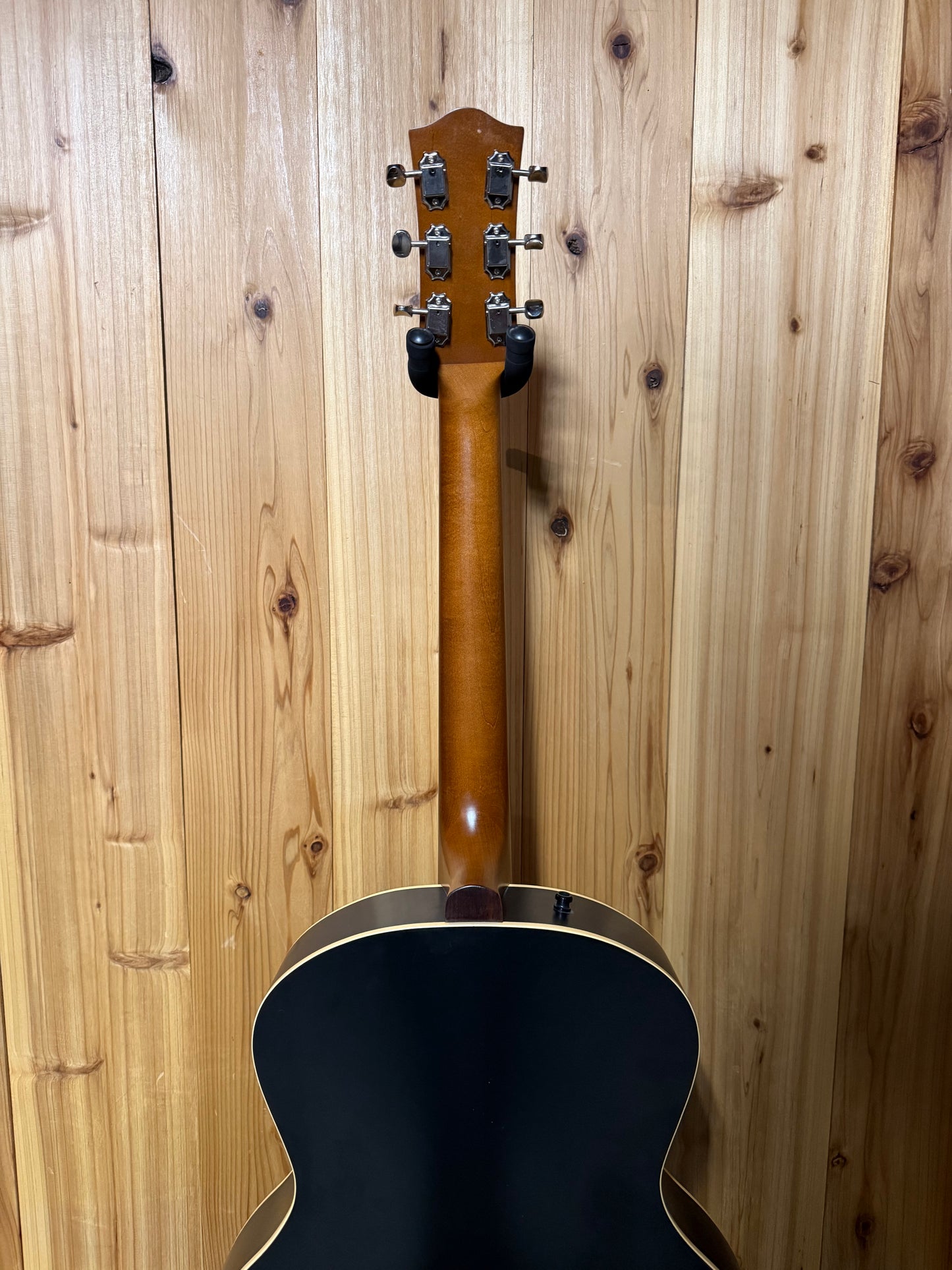 Godin 5th Avenue Kingpin P90 Black Custom w/OHSC (USED)