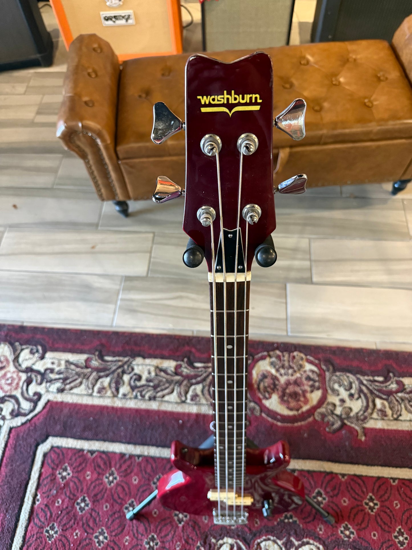 Washburn 1980 SB4R Wing Series Scavenger 4-String Electric Bass Guitar w/Gig Bag (USED)