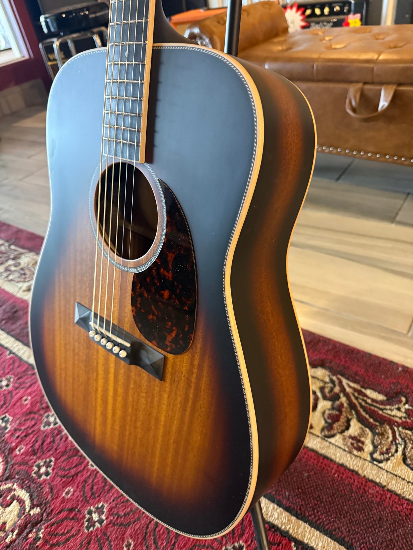 Larrivee 	D-40 Vintage Custom (B Stock)