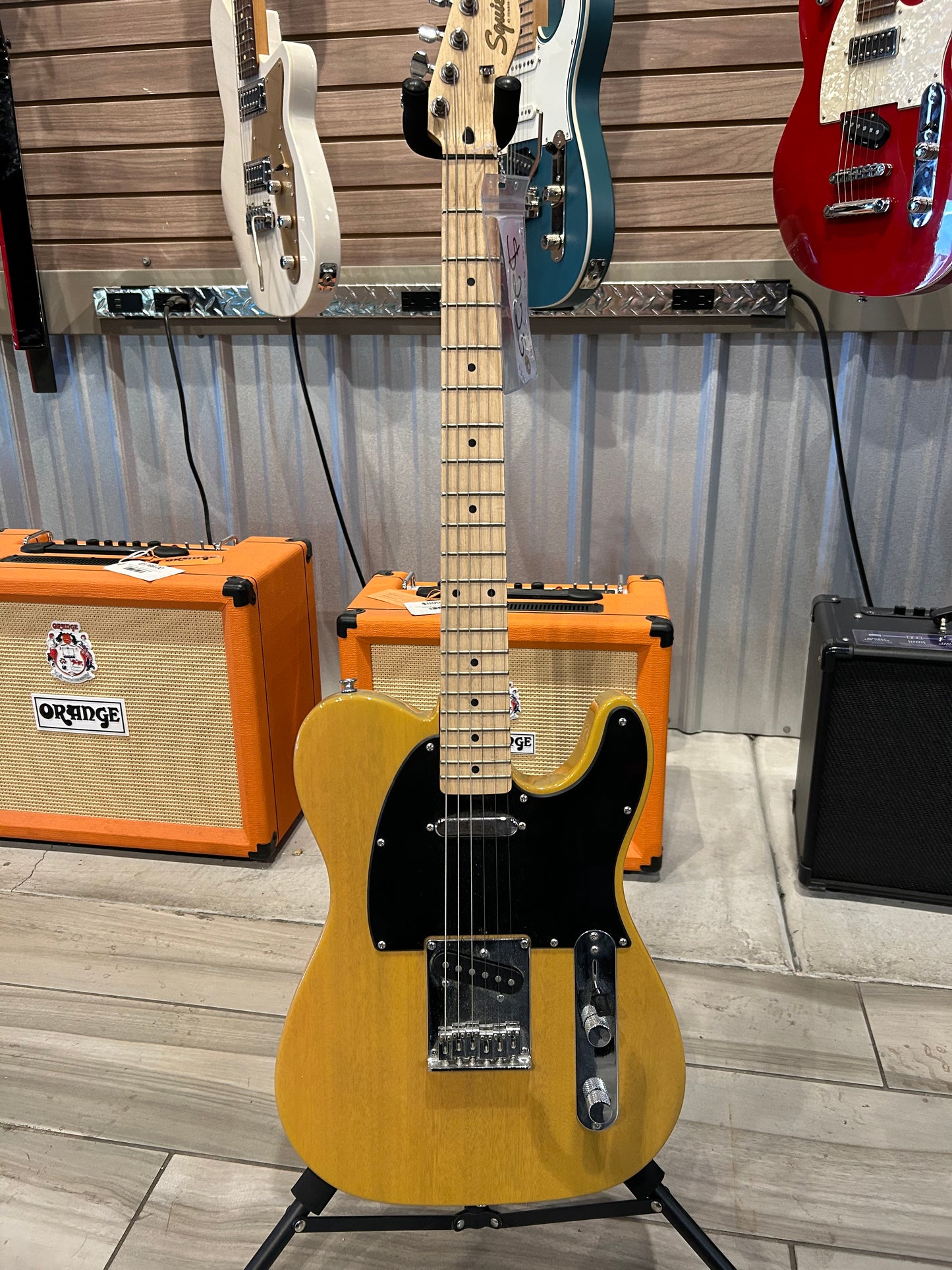 Fender Squire Affinity Series® Telecaster® (2016-2023) (USED)
