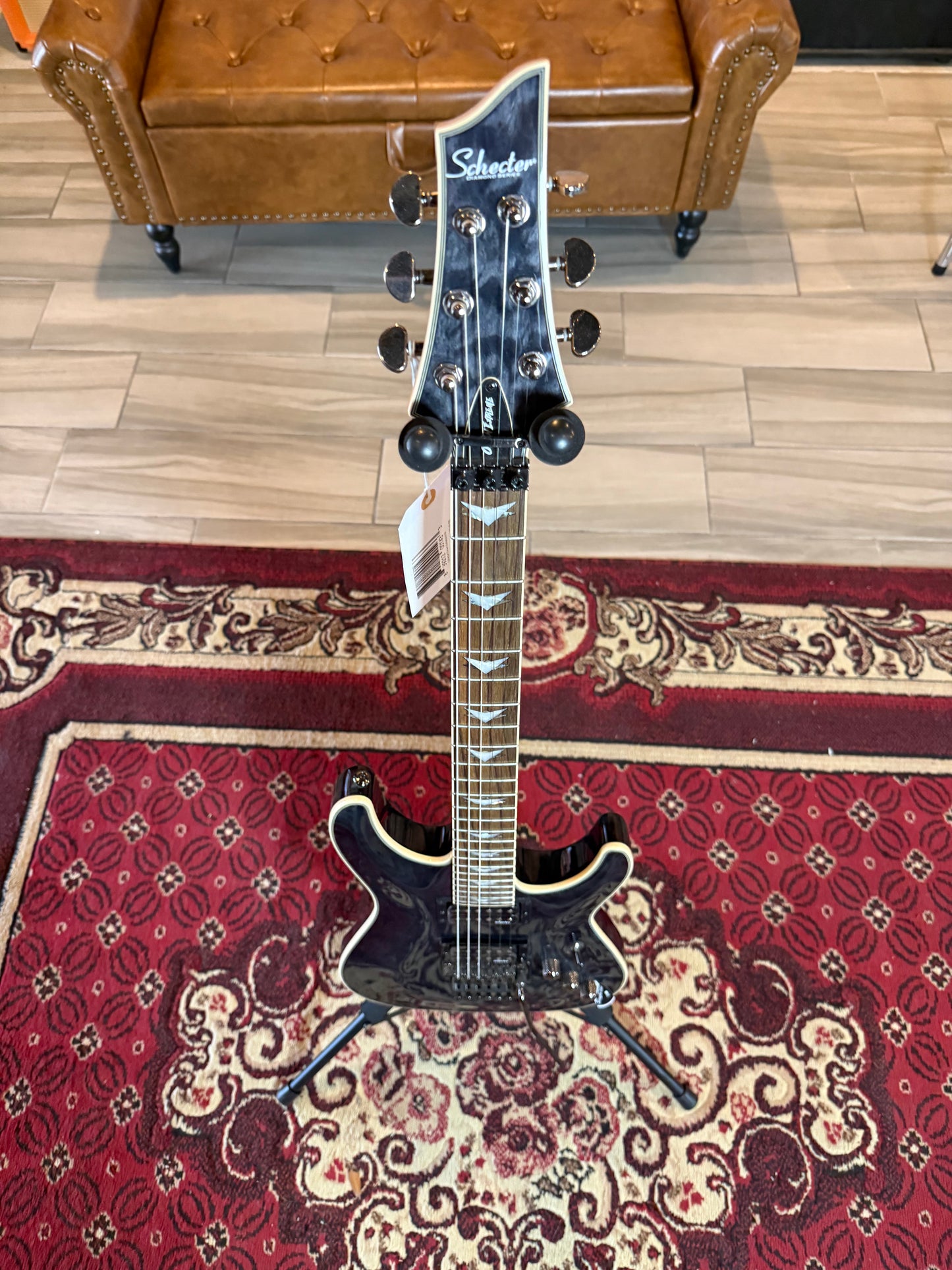 Schecter Omen Extreme-6 FR (Store Demo)