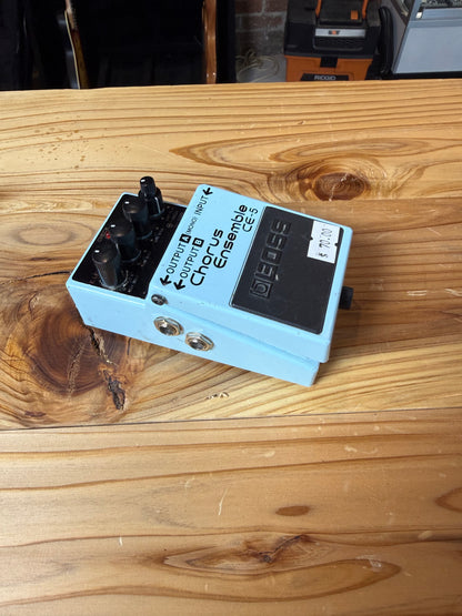 Boss CE-5 Chorus Ensemble (USED)