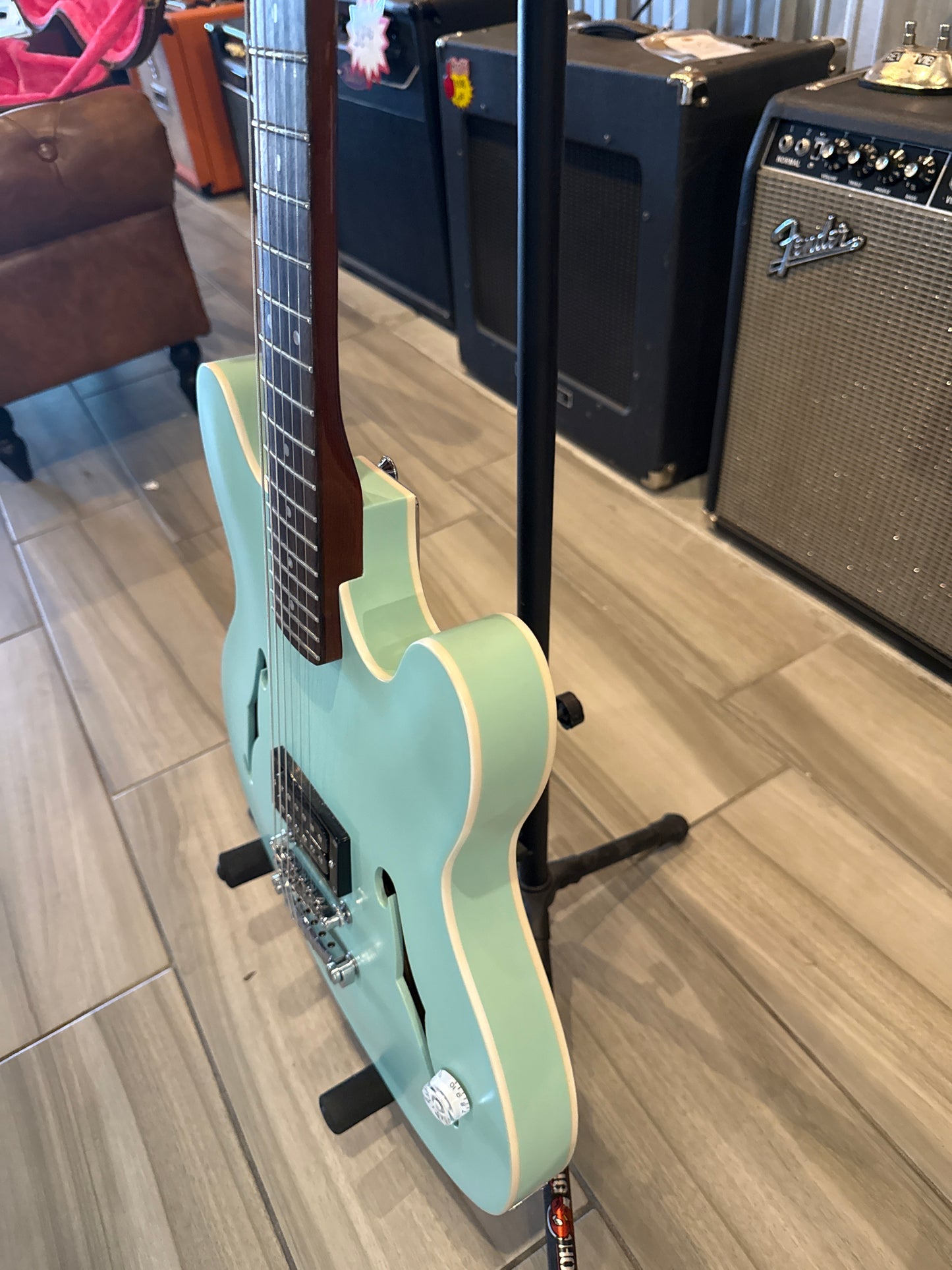 Fender Tom DeLonge Starcaster Surf Green w/OHSC