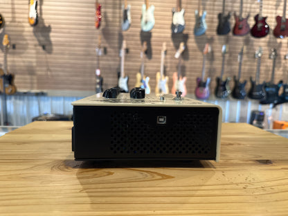 Victory Amps-V4 Duchess Guitar Power Amp  (Store Demo)