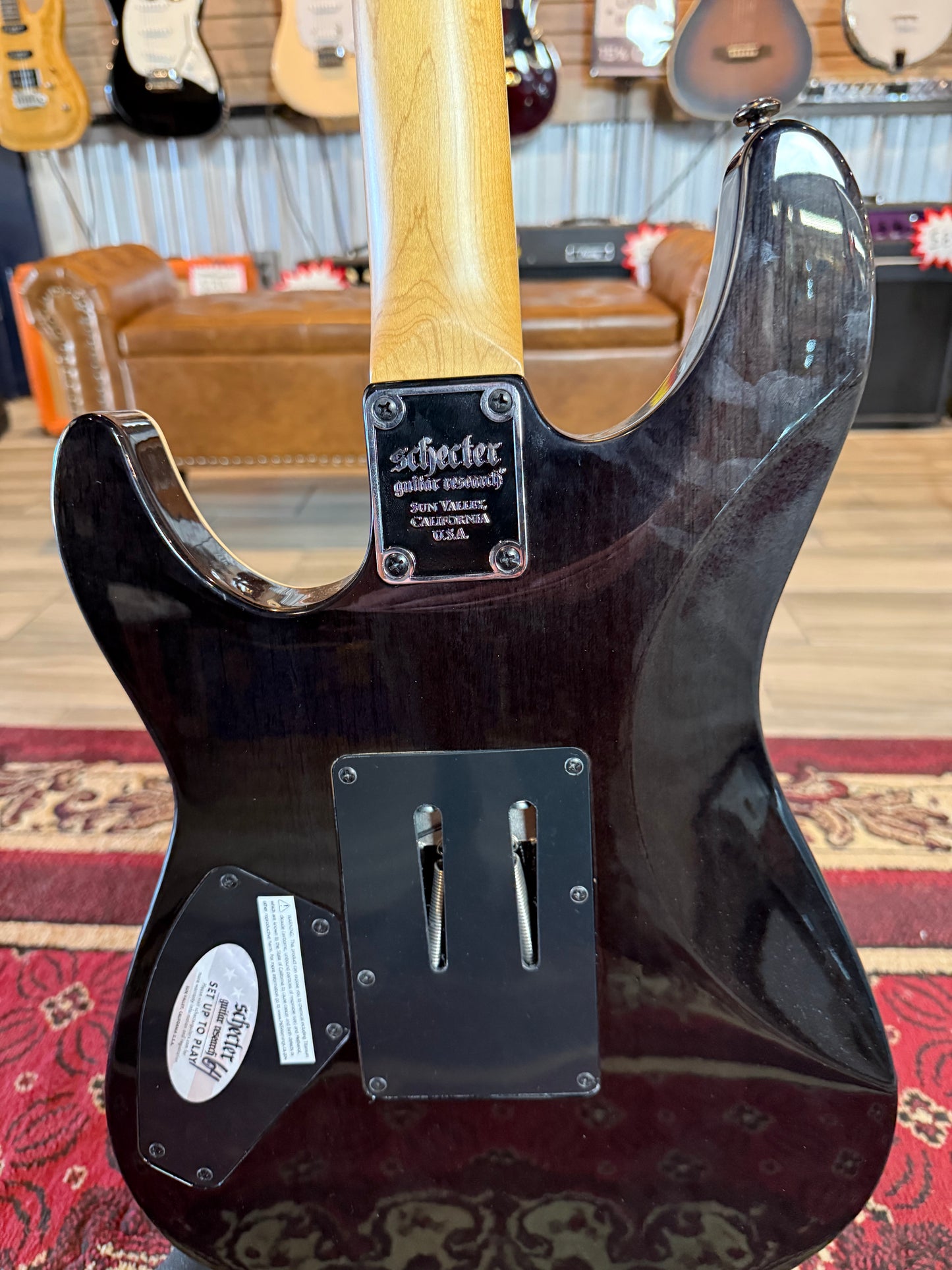 Schecter Omen Extreme-6 FR (Store Demo)