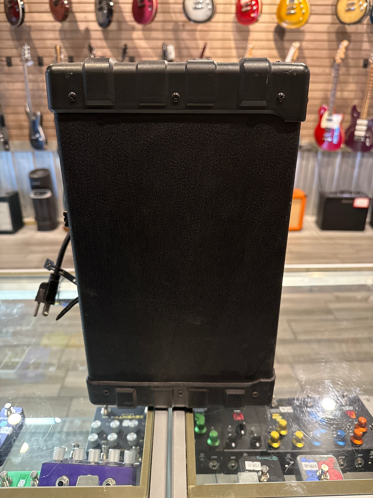 Roland CUBE-30 2-Channel 30-Watt 1x10" Guitar Combo (USED)