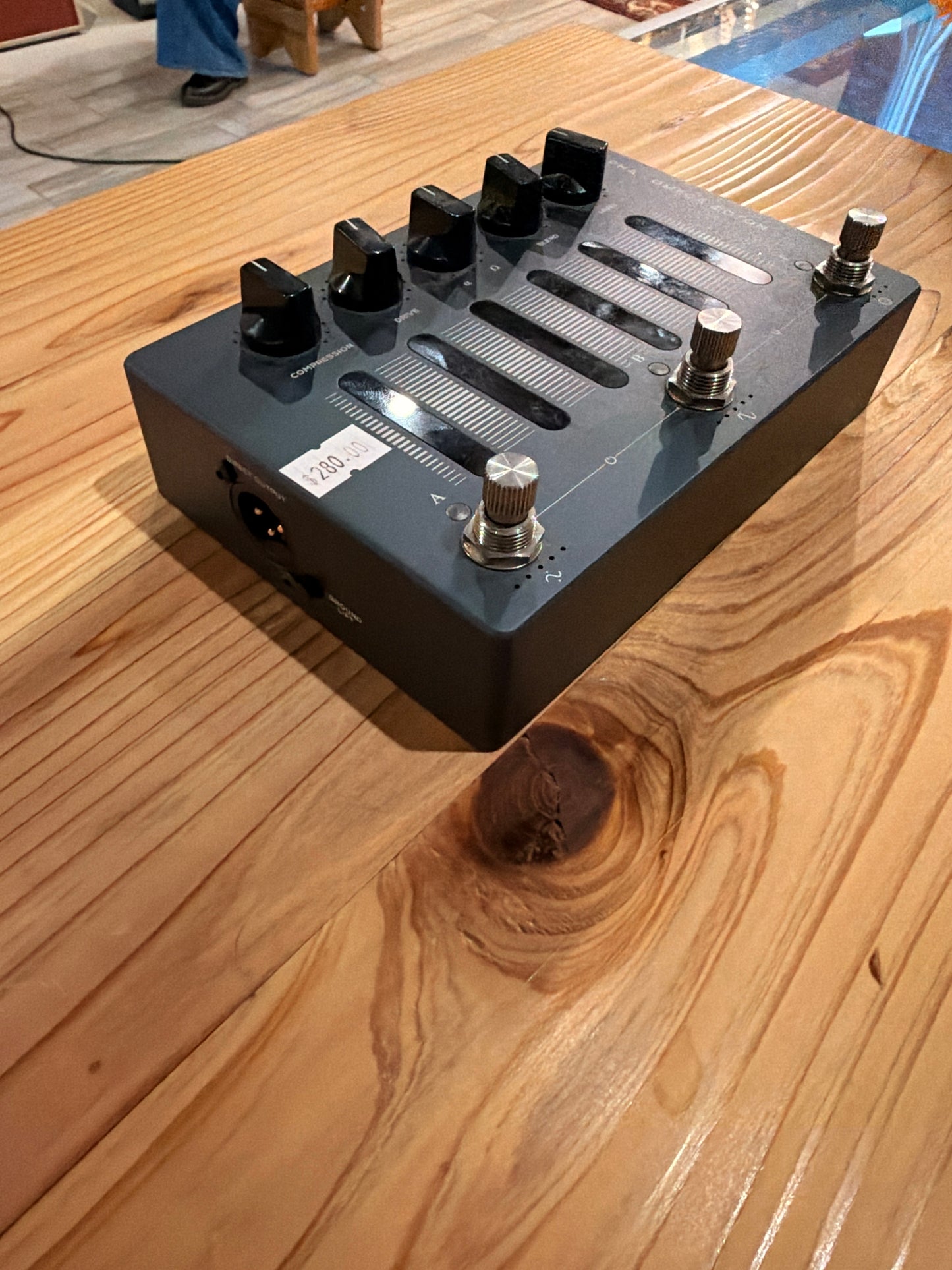 Darkglass Alpha·Omega Φoton Ultra Bass Preamp (USED)