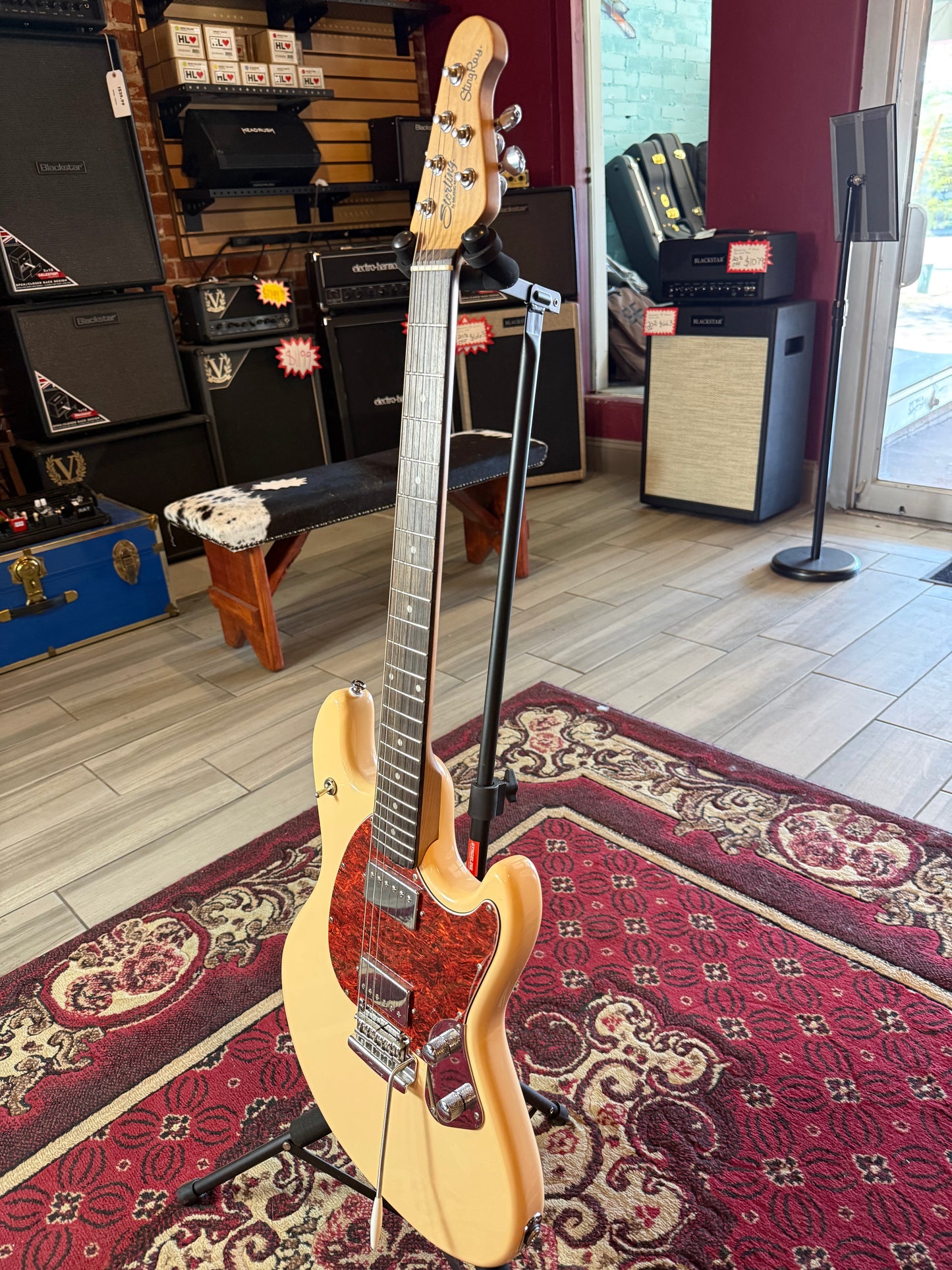 Sterling - Stingray SR50 - Buttermilk  (Store Demo)