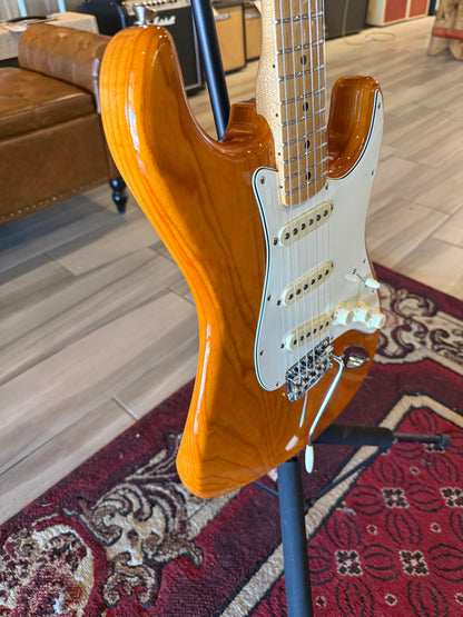 Fender 2020 Vintera 70s Stratocaster Aged Natural w/gig bag (USED)