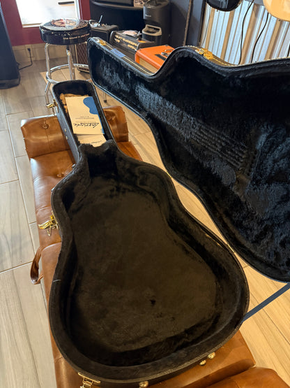 Larrivee 	D-40 Vintage Custom (B Stock)