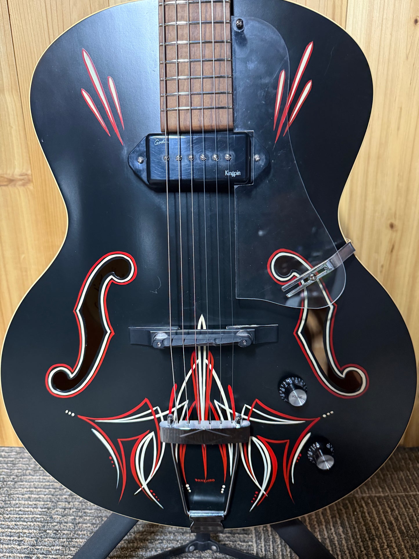 Godin 5th Avenue Kingpin P90 Black Custom w/OHSC (USED)