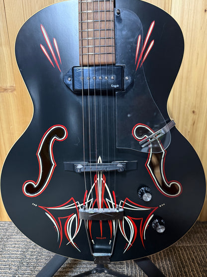 Godin 5th Avenue Kingpin P90 Black Custom w/OHSC (USED)