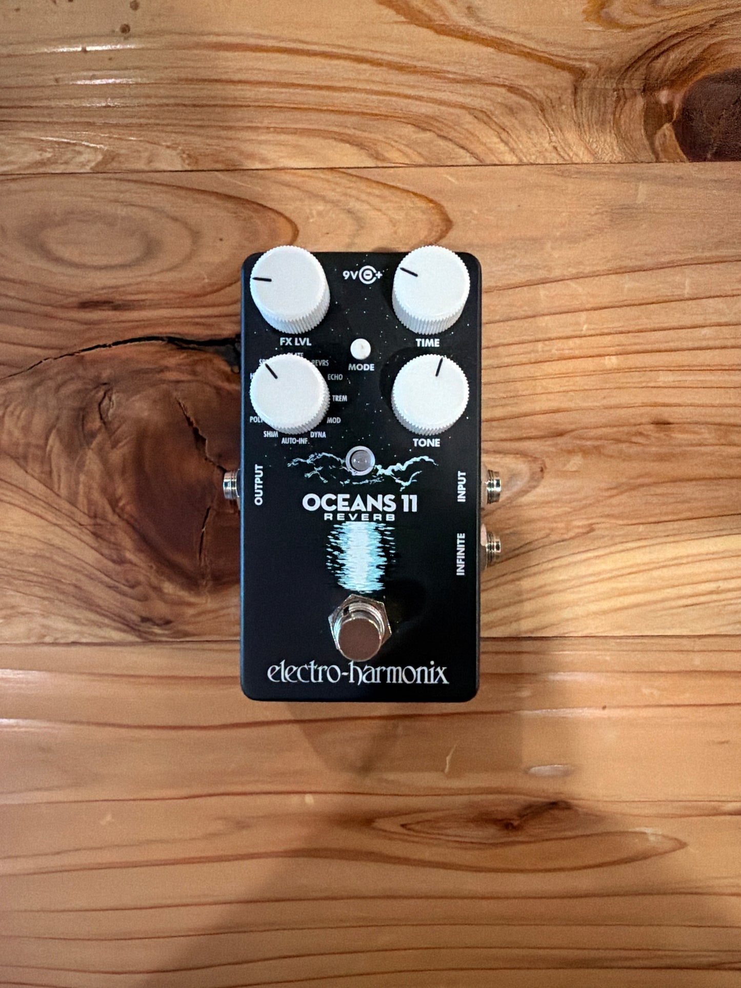 EHX Oceans 11 Reverb