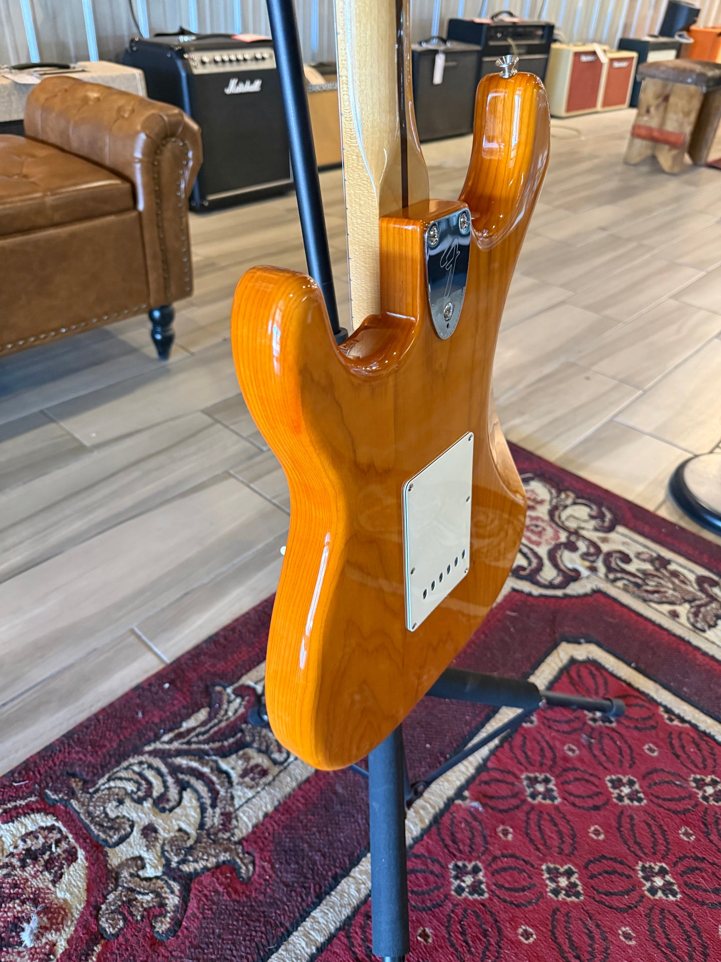 Fender 2020 Vintera 70s Stratocaster Aged Natural w/gig bag (USED)