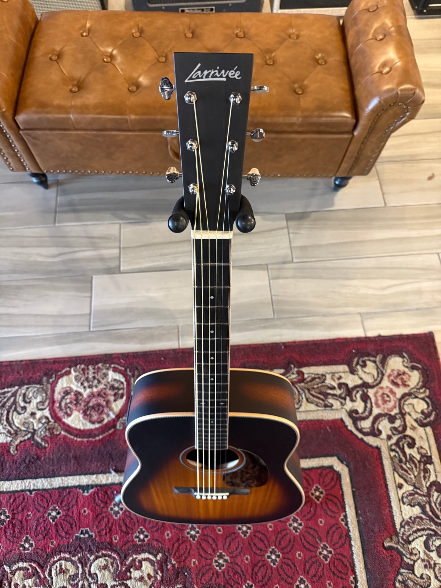 Larrivee 	D-40 Vintage Custom (B Stock)