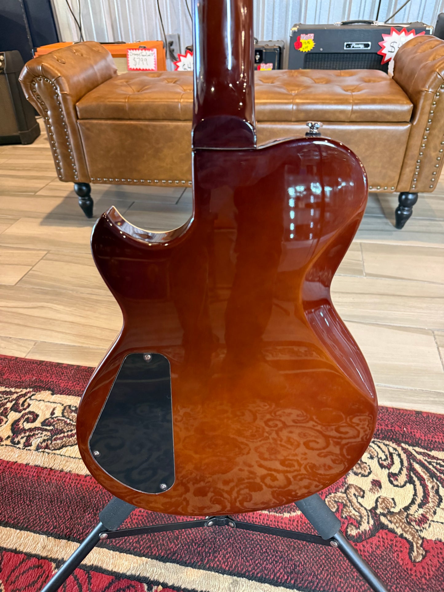 Reverend - Roundhouse