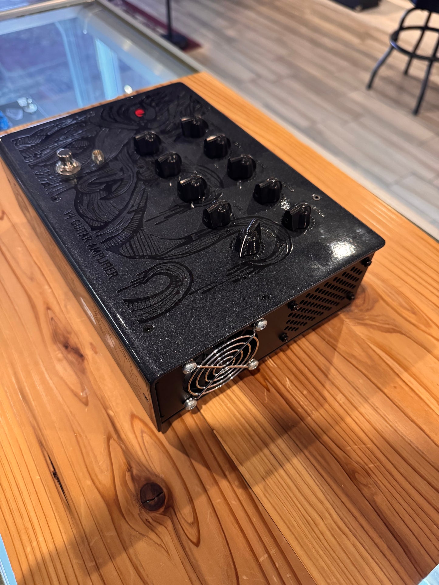 Victory Amps-V4 Kraken Guitar Power Amp  (Store Demo)