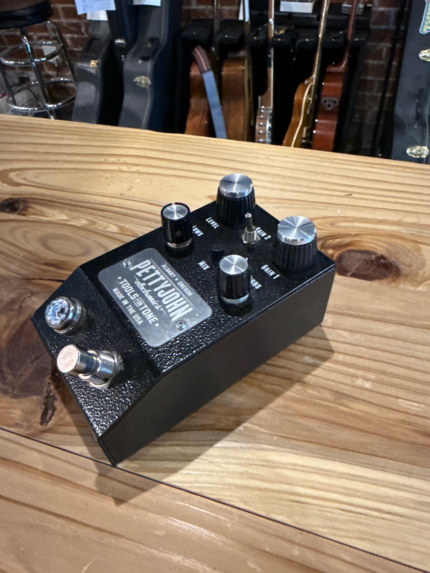 Pettyjohn Electronics Foundry Series Fuze Fuzz