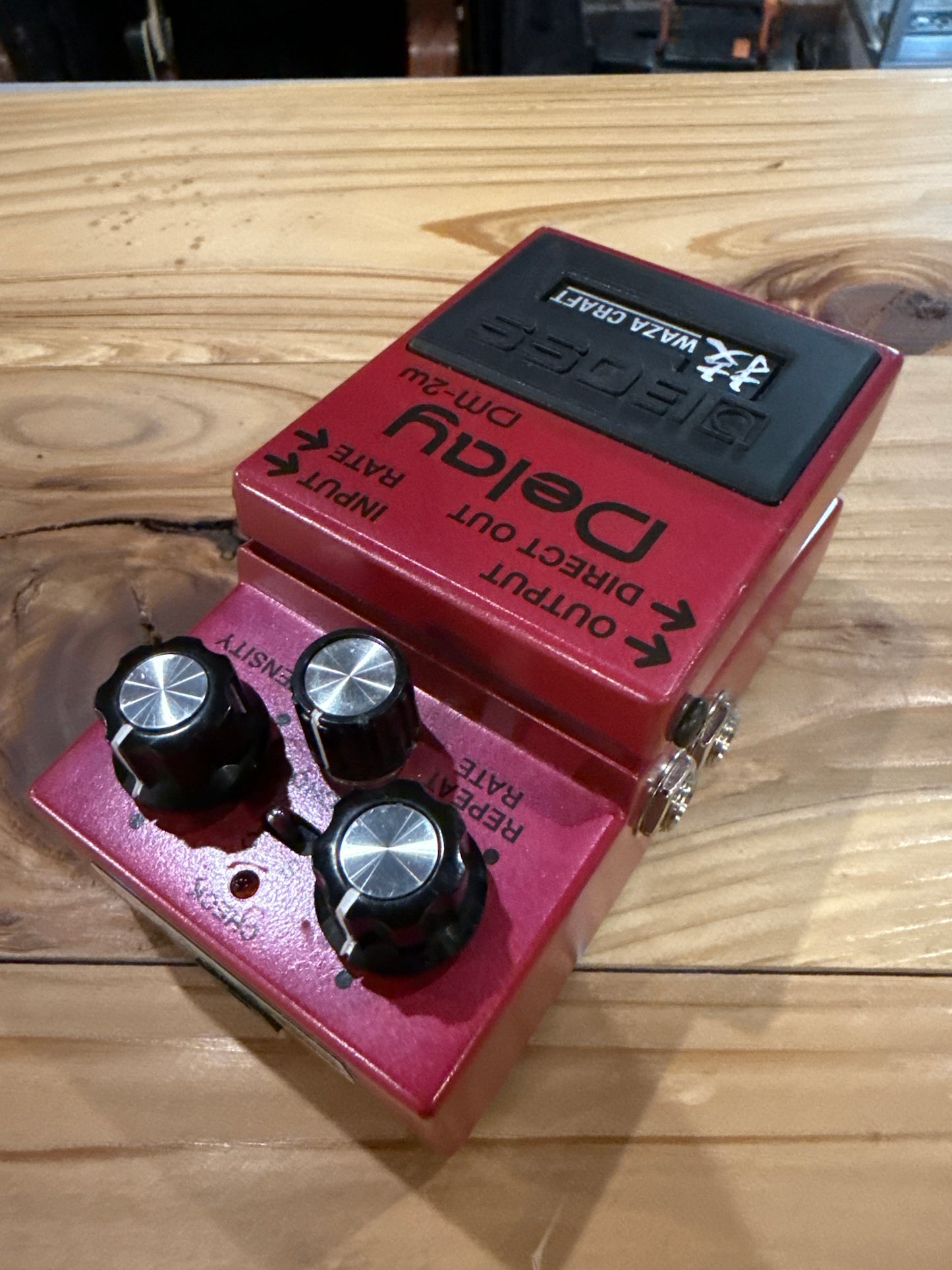 BOSS DM-2W Waza Craft Delay