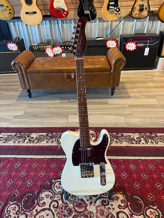 2024 Sire Larry Carlton T7 Antique White w/gig bag