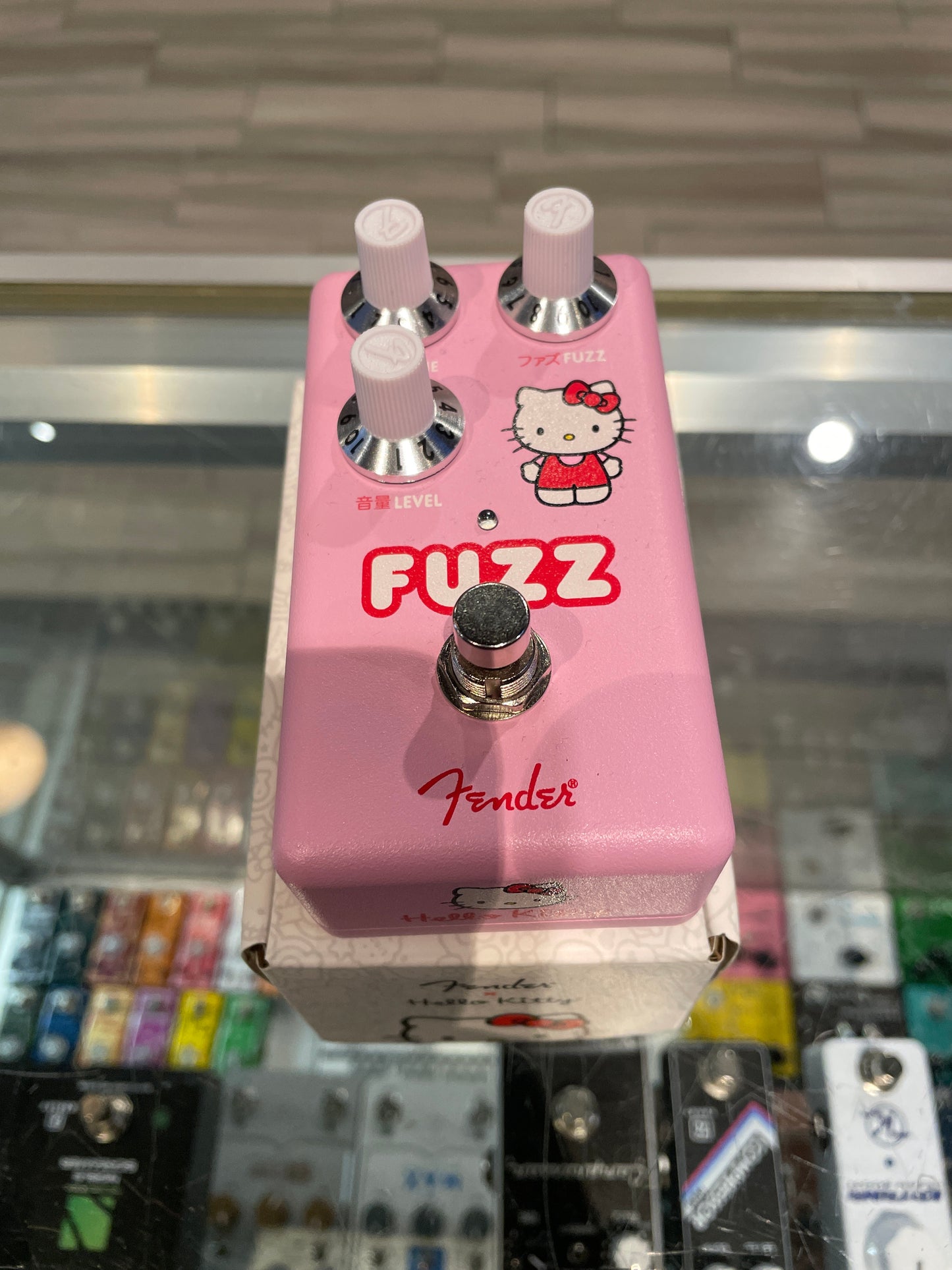 Fender Hello Kitty Fuzz